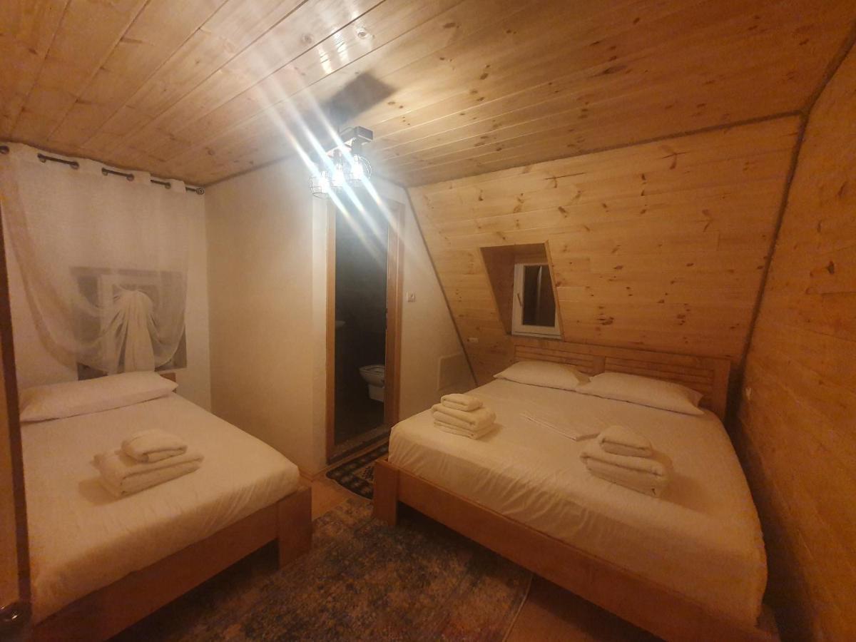 Villa Davisol Theth Bagian luar foto